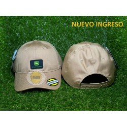 GORRA JOHN DEERE COLOR BEIGE CON RESISTENCIA AL AGUA